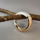 Dual tone broad cuff